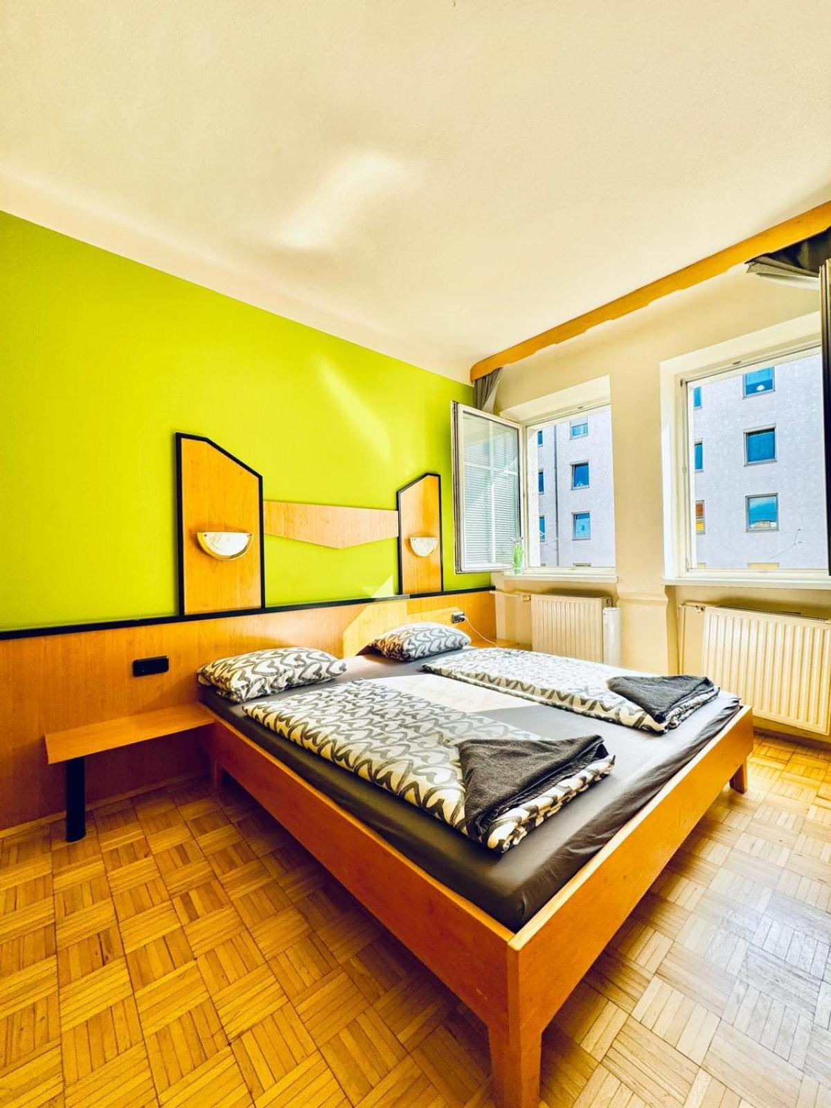 Affordable Central Rooms, 10-Min To Lugner City Wien Ngoại thất bức ảnh