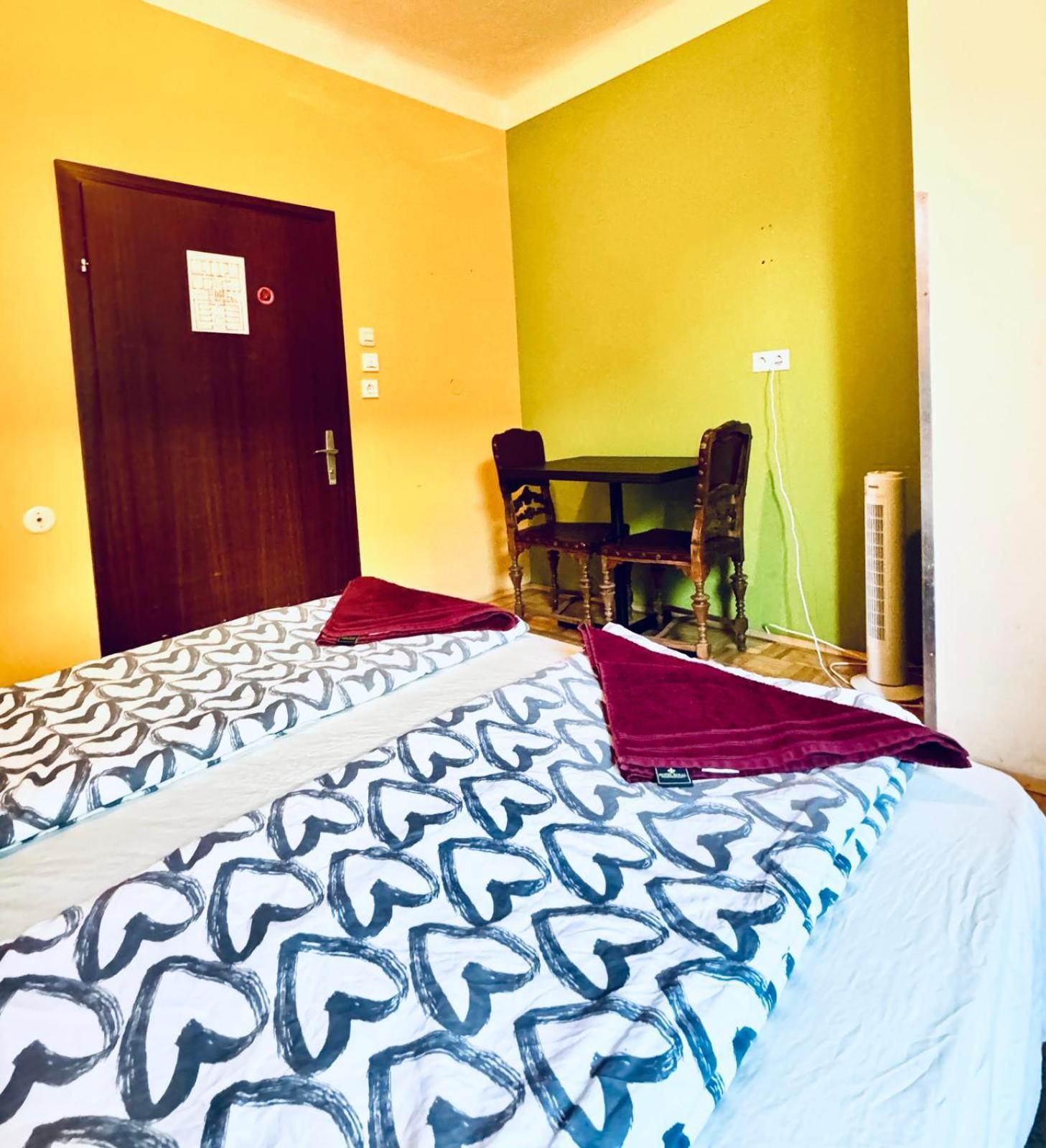 Affordable Central Rooms, 10-Min To Lugner City Wien Ngoại thất bức ảnh